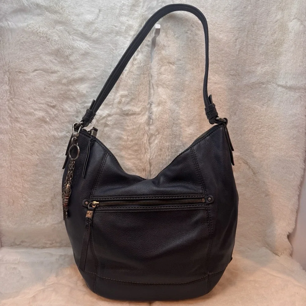 The Sak Sequoia Leather Large Hobo Shoulder Bag Indigo Navy Keychain Charm
